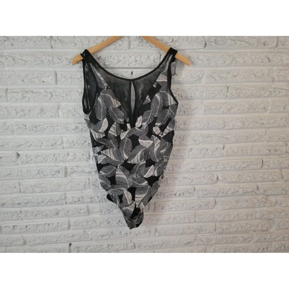 Time Tru Womens Swimsuit XL One Piece Black White Floral Bra Mesh FLO335E